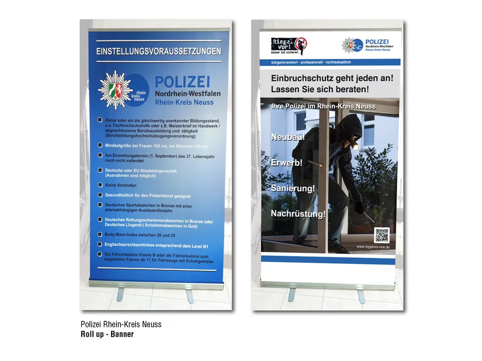 Zwei Roll-up-Banner der Polizei Rhein-Kreis Neuss: Einstellungsvoraussetzungen und Einbruchschutz.